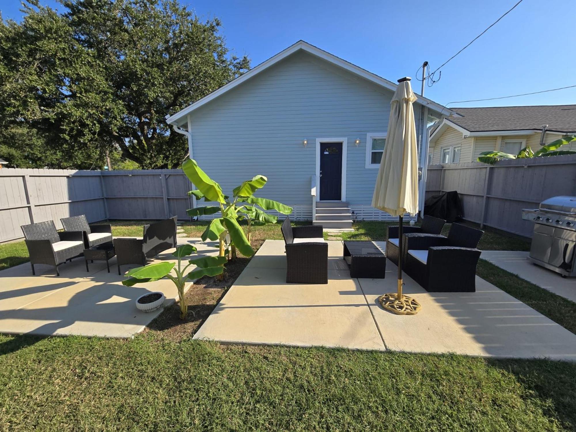 Вилла Island Dreams Oasis Galveston Retreat Экстерьер фото